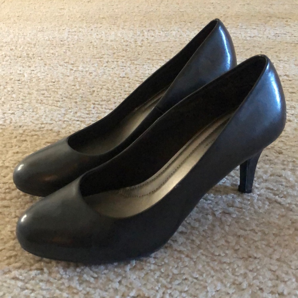 Comfort plus short heels.
